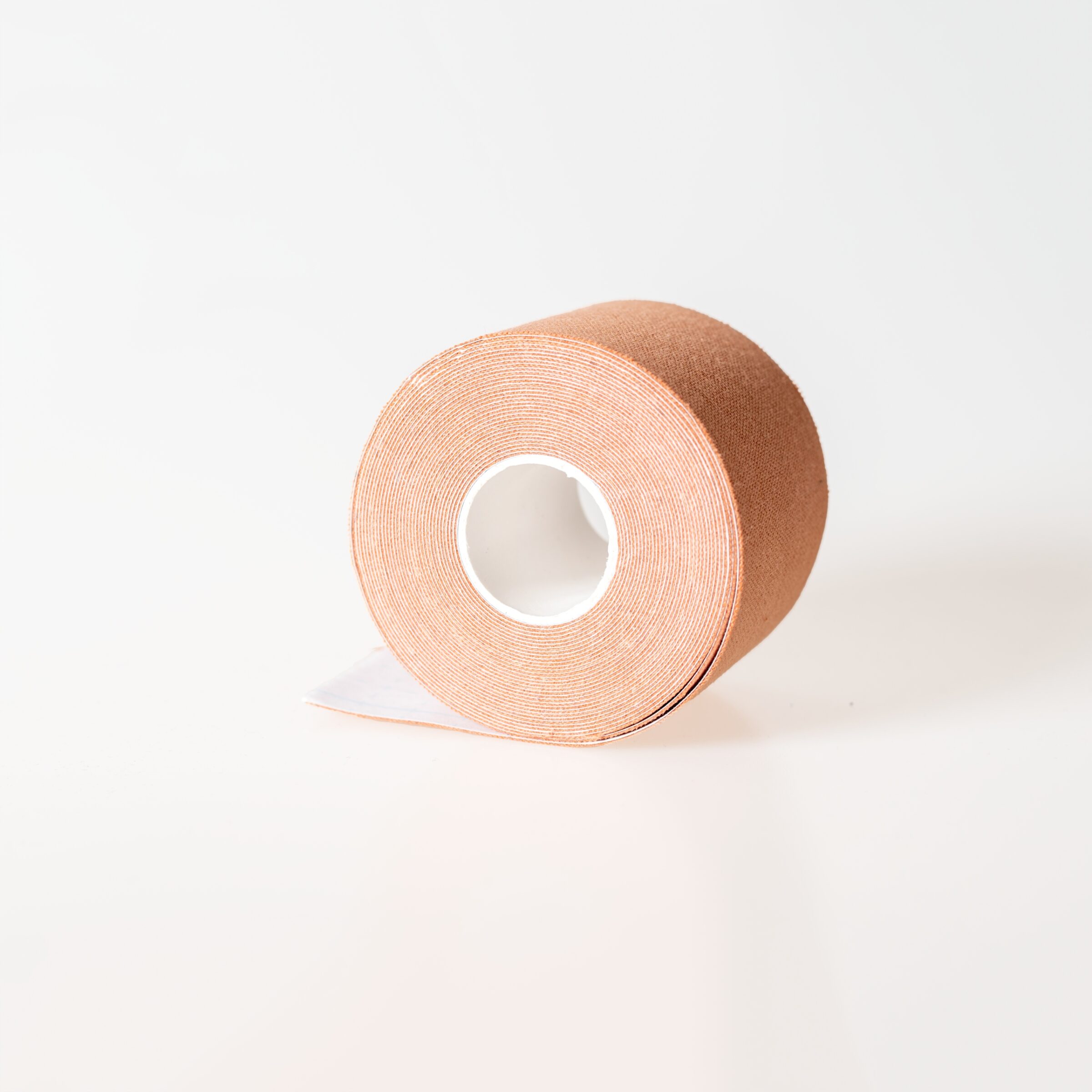 TitanGrit Taśma Kinezjologiczna Tape. - Wodoodporna, Beżowa 5mx5cm